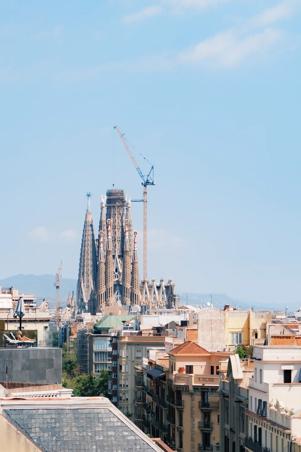 Sagrada Família above the rooftops